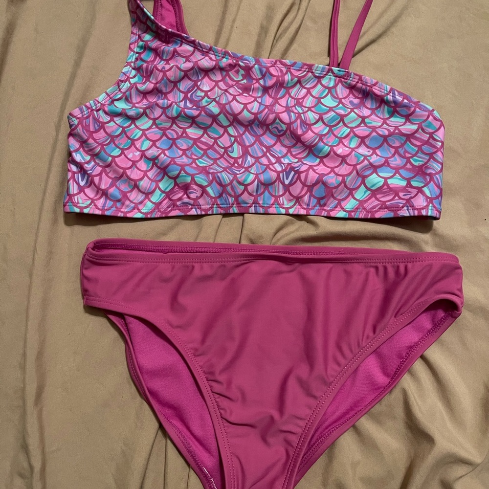 Mermaid print bathing suit size XL ( 14-16)